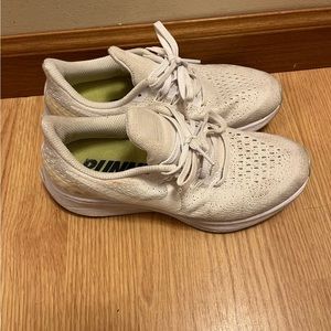 Womens Nike Tennis Shoes